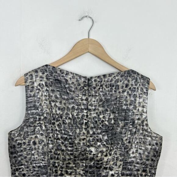 Tom and Linda Platt Animal Print Sleeveless Pleated Cocktail Formal Dress - Picture 3 of 13